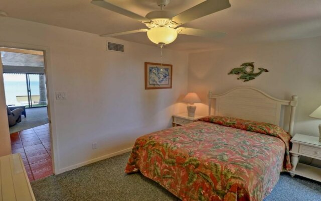 116 Las Brisas Bayfront Condos 1 Bedroom Condo by RedAwning