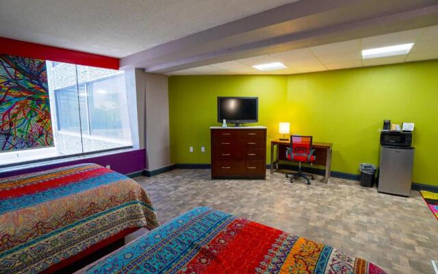 Philly Inn & Suites Hotel