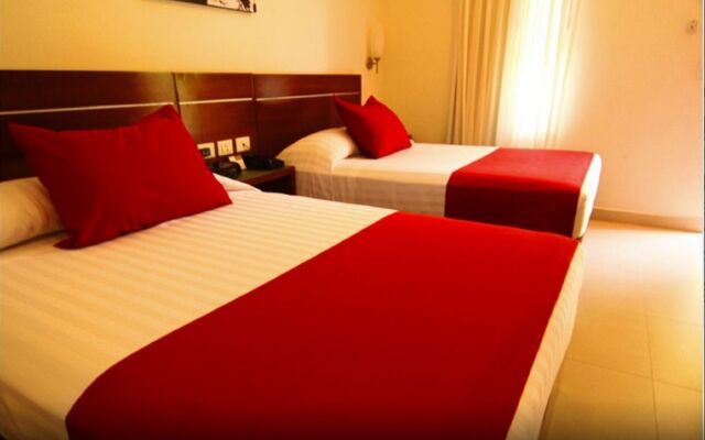 Grand City Hotel Cancun - Near Market 28