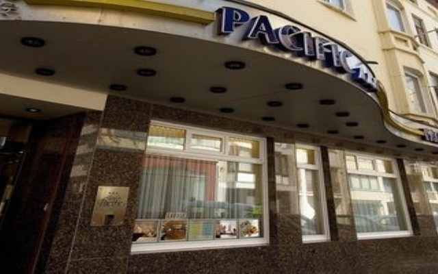 Hotel Pacific