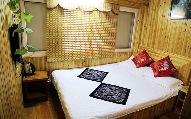 Wuzhen Yishui Hotel