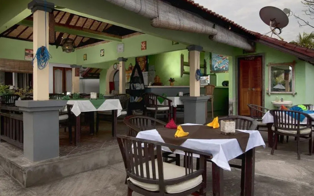 Amed Beach Resort