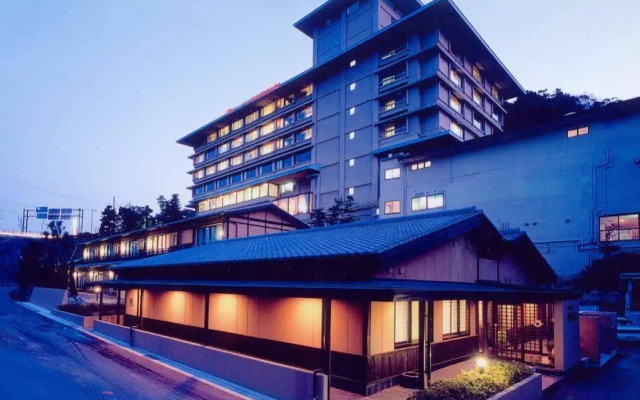 Yamamura Annex