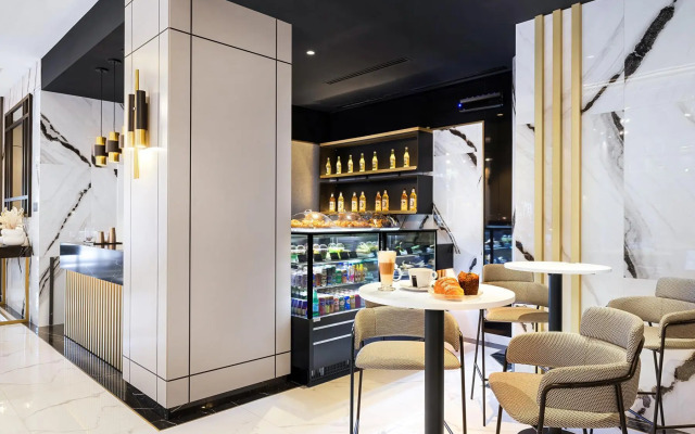 Hotel Riu Plaza Toronto