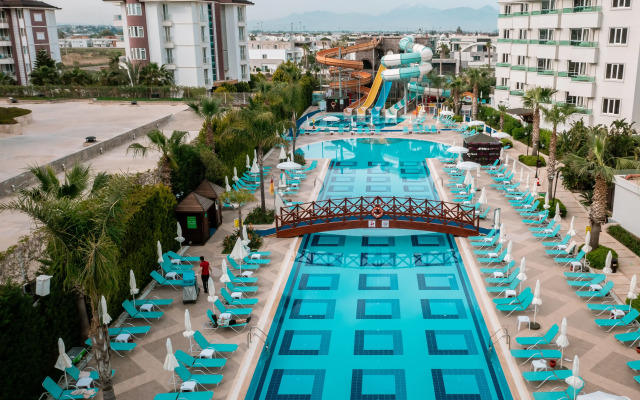 Ramada by Wyndham Rome / Verona