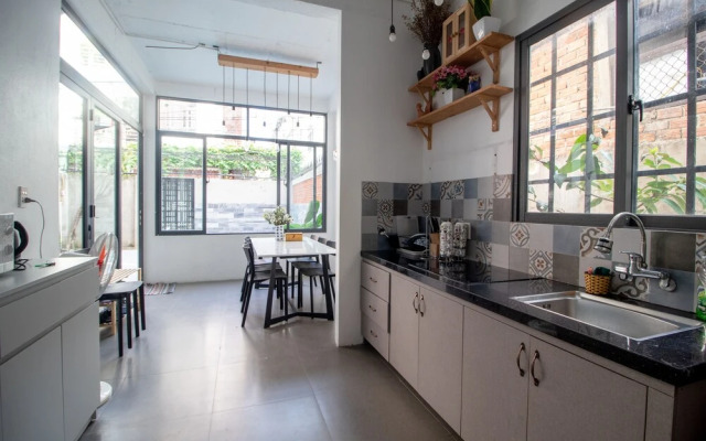 3BR Green and Artistic House in Da Nang