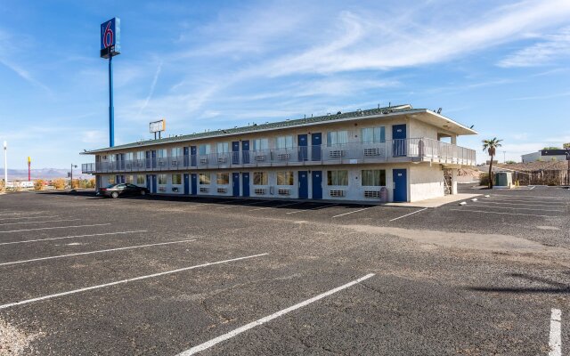 Motel 6 Needles, CA
