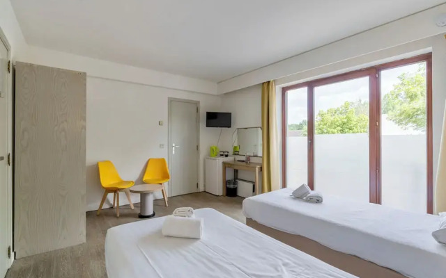 Room in Apartment - Sleep & Go Brussels South - Comfort Studio - Twin