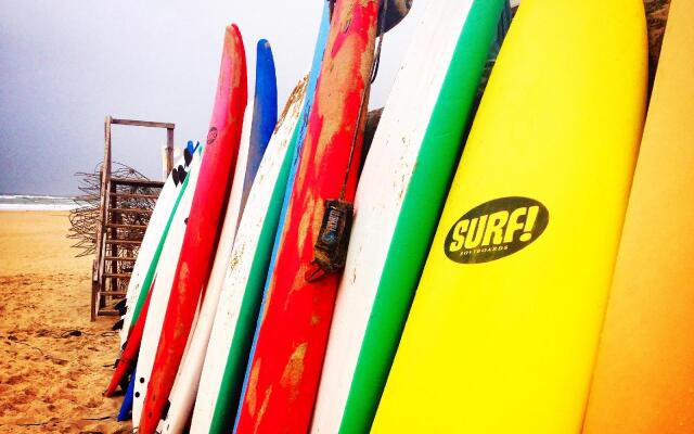 Carcavelos Surf House