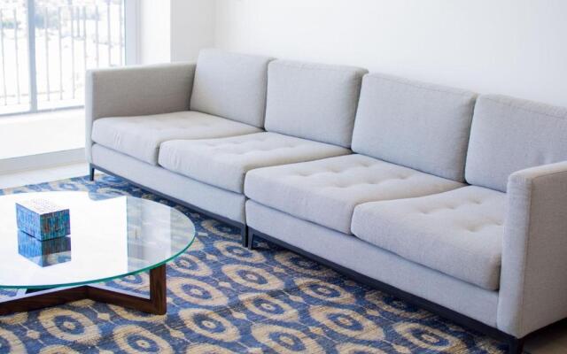 Real View Towers E706 by Casago