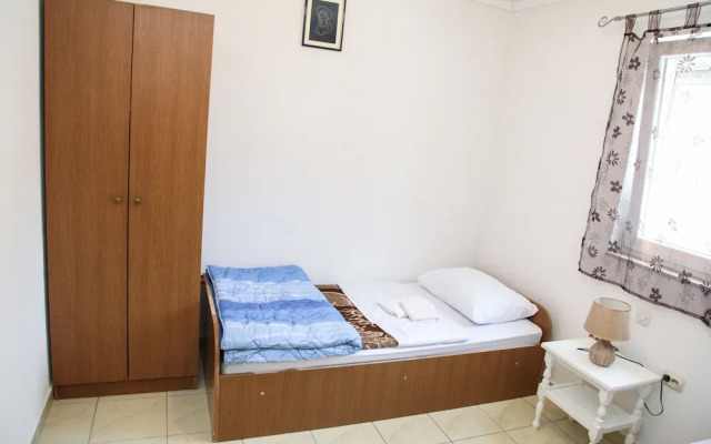 Family guesthouse in forest Ana & Stjepan Nikolic