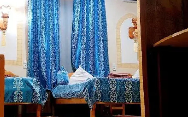 Zukhro Boutique Hotel