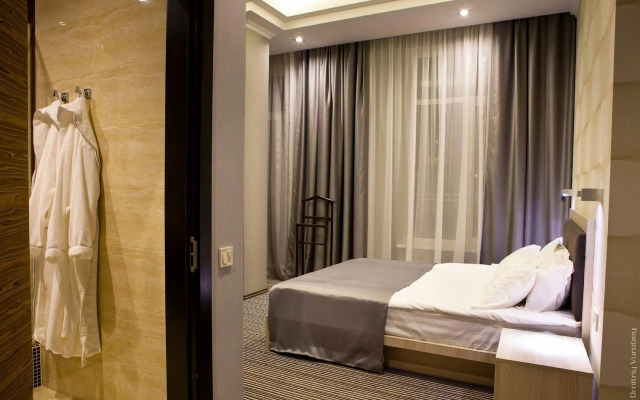 Kiroff Hotel