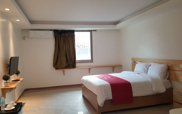 Phil Oasis Hotel & Resort