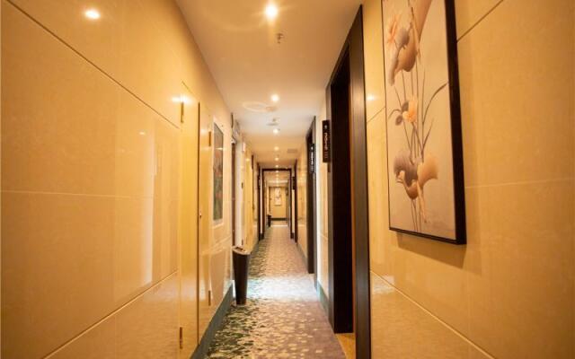 GreenTree Inn Qinzhou East Railway Station