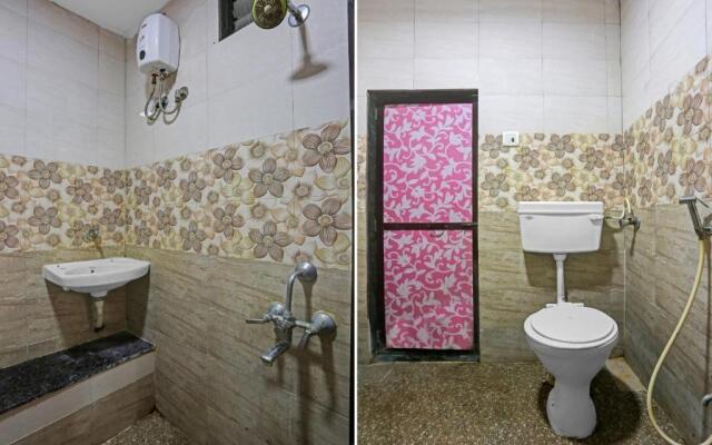 OYO Flagship 80682 Hotel Golden Residency