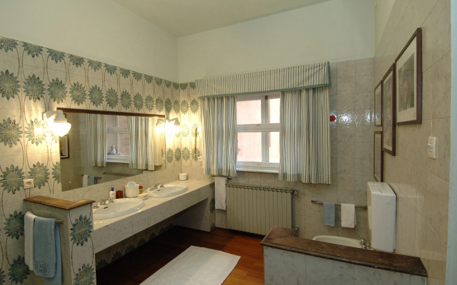 Palazzo Arrivabene B&B