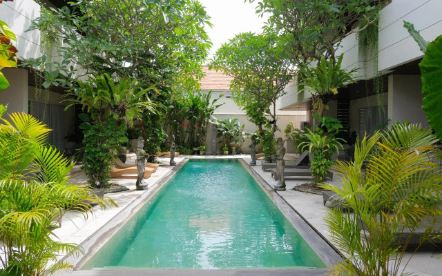 The Sunset Mansion Seminyak