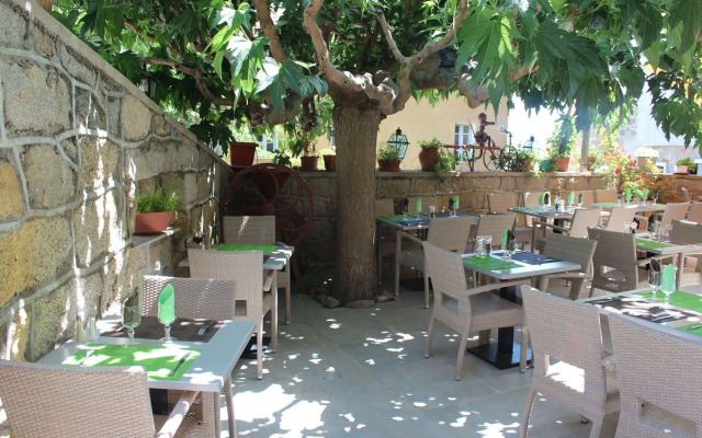 Hôtel Restaurant U Santa Maria