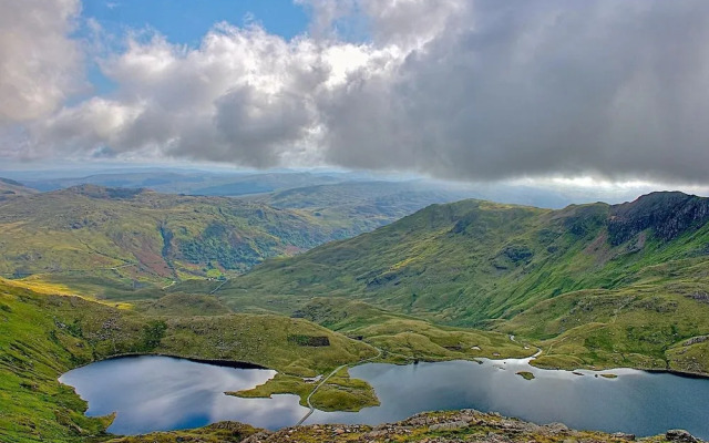 Huge Cozy Bell Tent With Tv and Heating