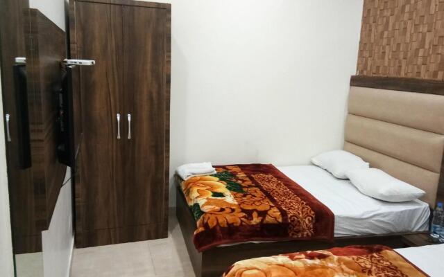 Puri Guest House