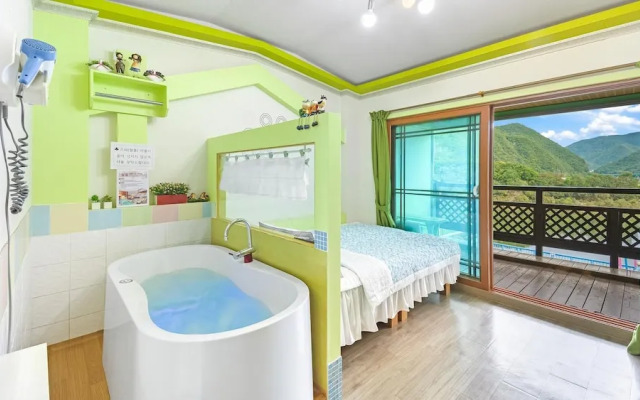 Yeongwol Gangeulpumeunsoo Pension