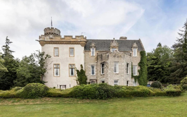 Tulloch Castle Hotel
