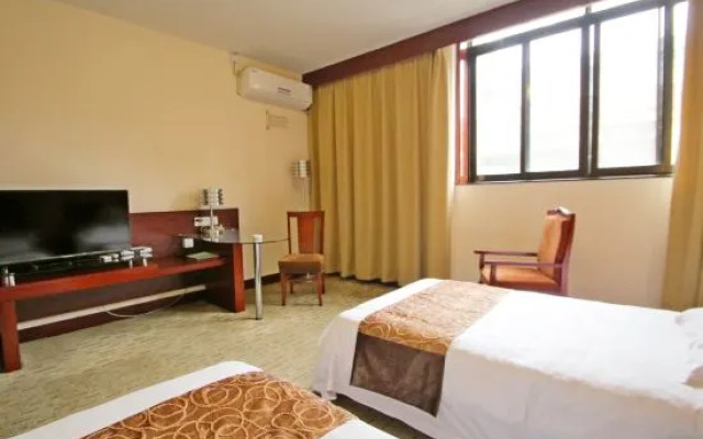 Changcheng Hotel