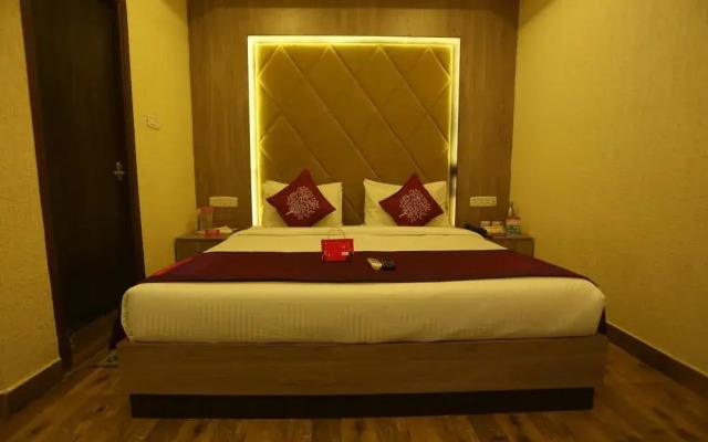 OYO 10222 Hotel Anbu Park