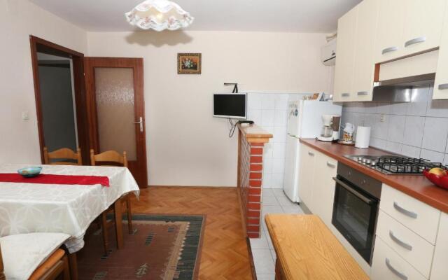 Apartments Slavica Žedno