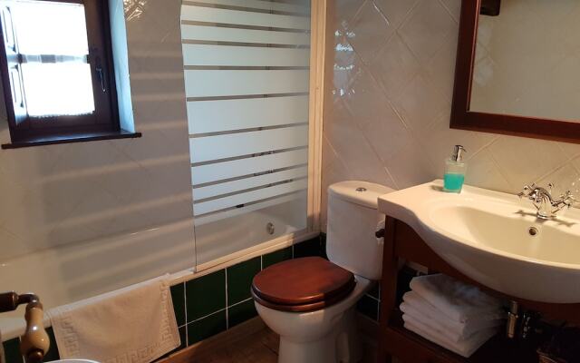 Alojamientos Rurales Valle de Bueida