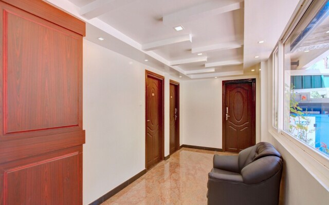 OYO 8732 Hotel Ultimate