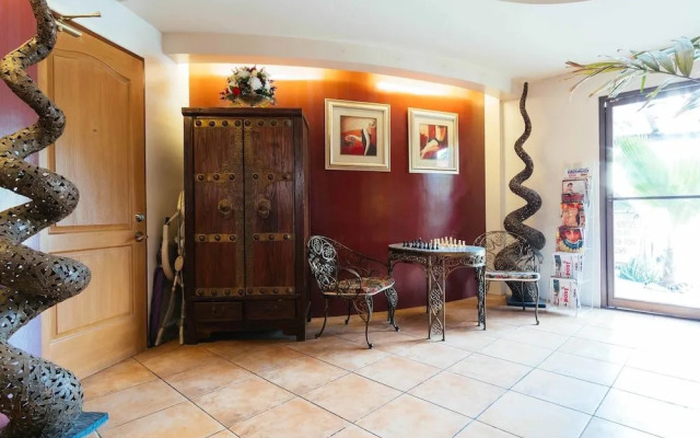 RedDoorz Plus near Abreeza Mall Davao