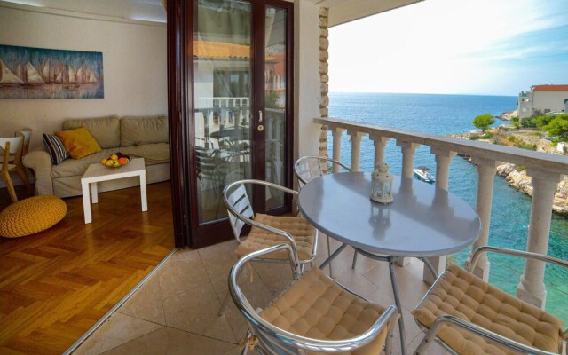 Stunning Apartment in Primosten With Wifi and 1 Bedrooms