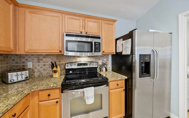 Salty Seas 405 Sandy Cay