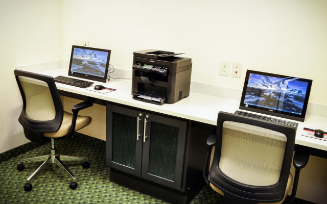 Candlewood Suites Pearl by IHG