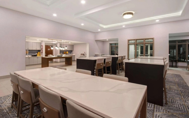 Homewood Suites Lexington-Hamburg