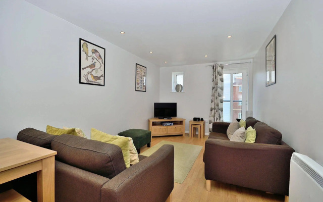 Racecourse Serviced Apartments