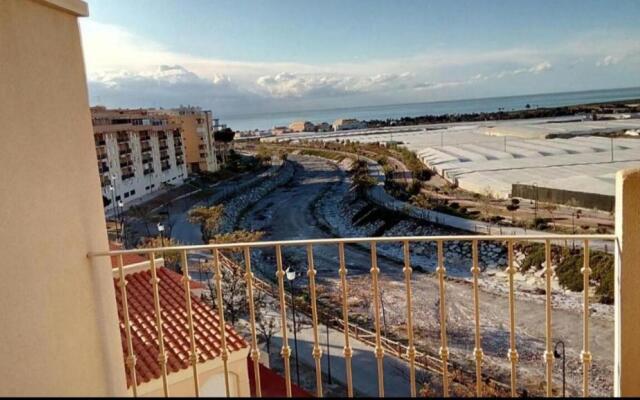 Apartamento Playa Roquetas de Mar Aguadulce