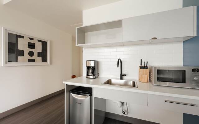 Sonder by Marriott Bonvoy Revival Apartments English Bay