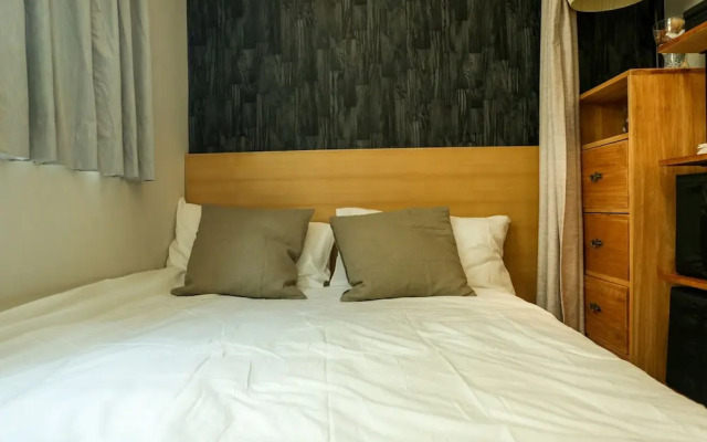 C2 Hotel