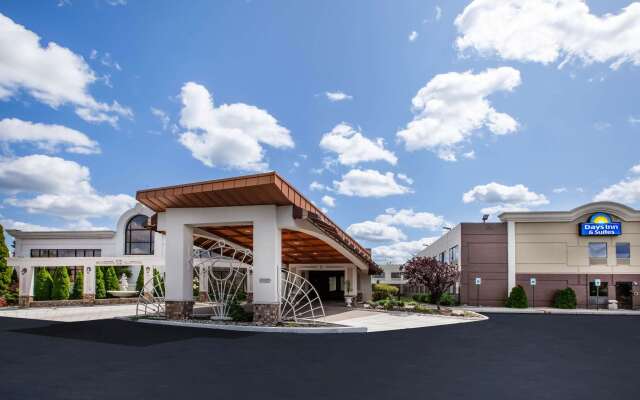 Days Inn & Suites by Wyndham Rochester Hills MI