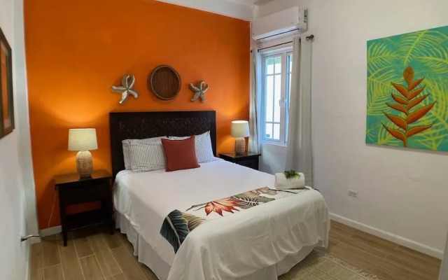 Casa Blanca in the Heart of Miramar