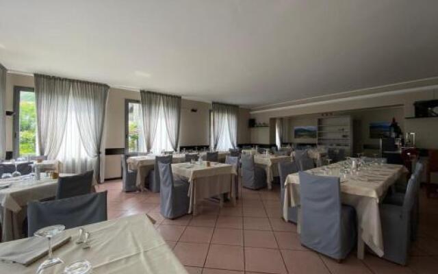 Hotel Del Mera