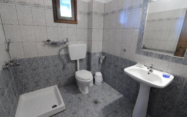 Thalassa Hotel