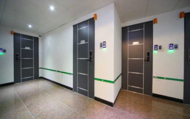 Myeongdong Sky Castle House