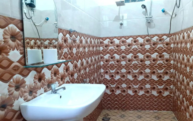 Subash Hotel