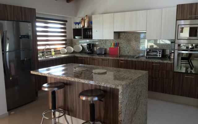 Suites Costa Dorada