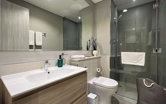 Relax in Style Central 1BDR Cityscape