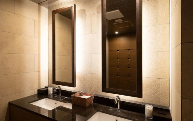 Super Hotel Ehime Ozu Inter